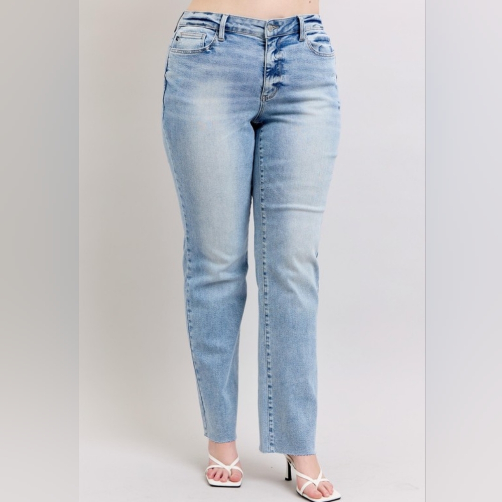 Judy Blue Mid-Rise Relax Dad Straight Leg Distressed Jeans Raw Hem Denim Pants - Picture 4 of 16